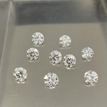 Dossier Brilliance: Set of 5 Exquisite Round Diamonds - Lab diamona