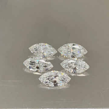 Dossier Brilliance: Set of 5 Exquisite Marquise Diamonds - Lab diamona