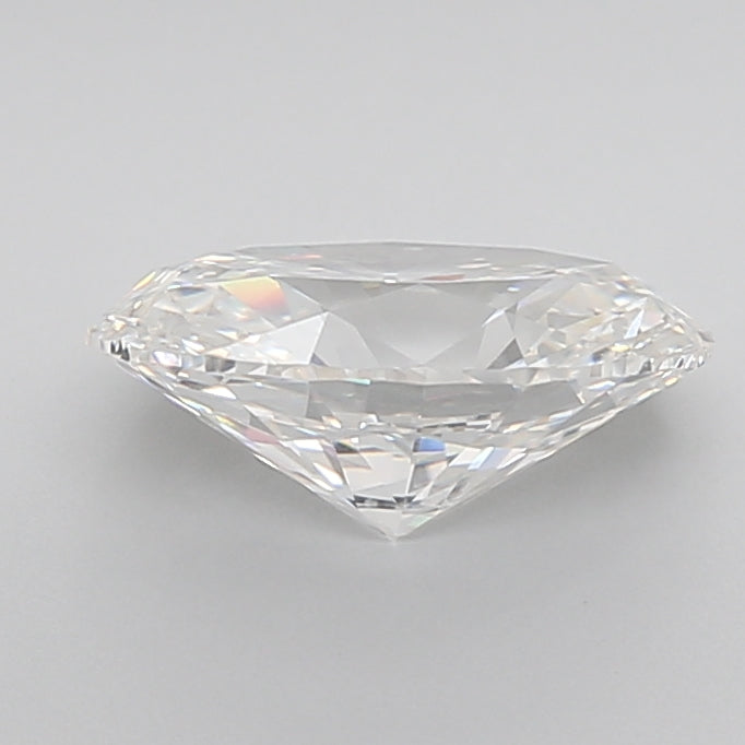 Oval cut diamond. - Lab diamona