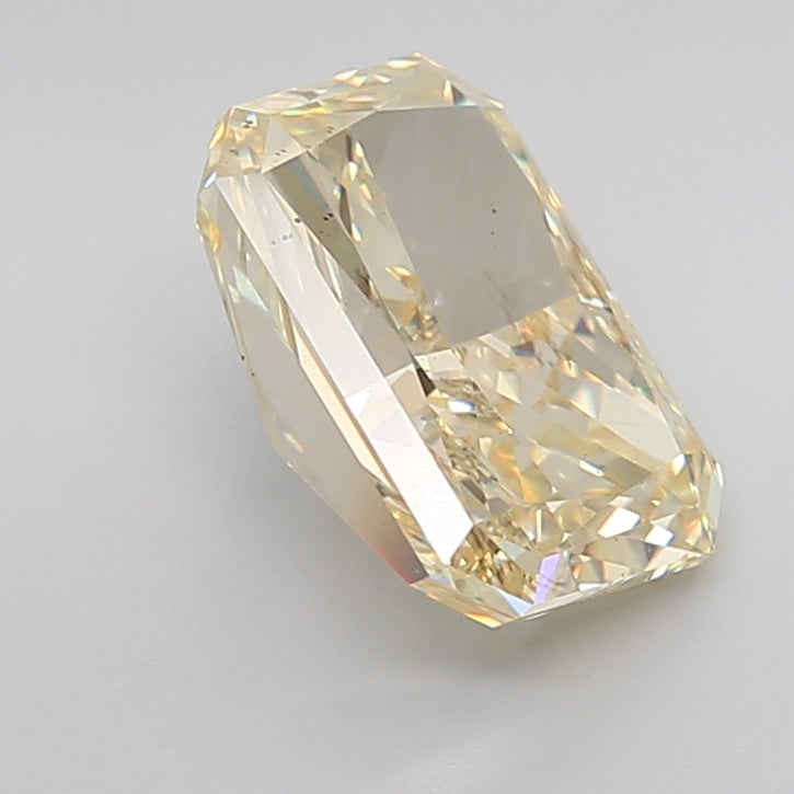 Yellow Color Radiant Cut Diamond. - Lab diamona