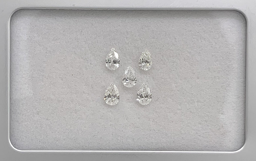 Dossier Brilliance: Set of 5 Exquisite Pear Diamonds - Lab diamona