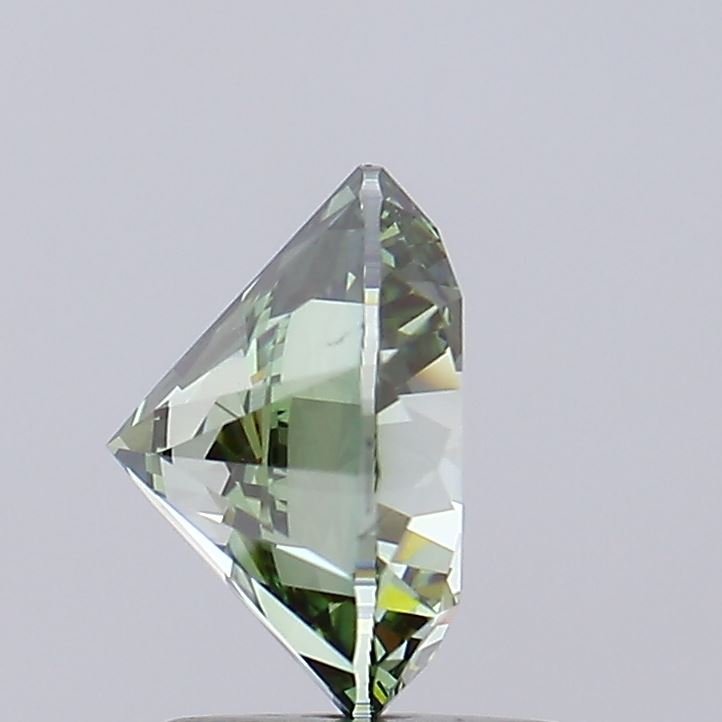 Green Color Round Cut Diamond. - Lab diamona