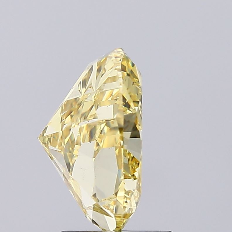 Yellow Color Heart Cut Diamond. - Lab diamona